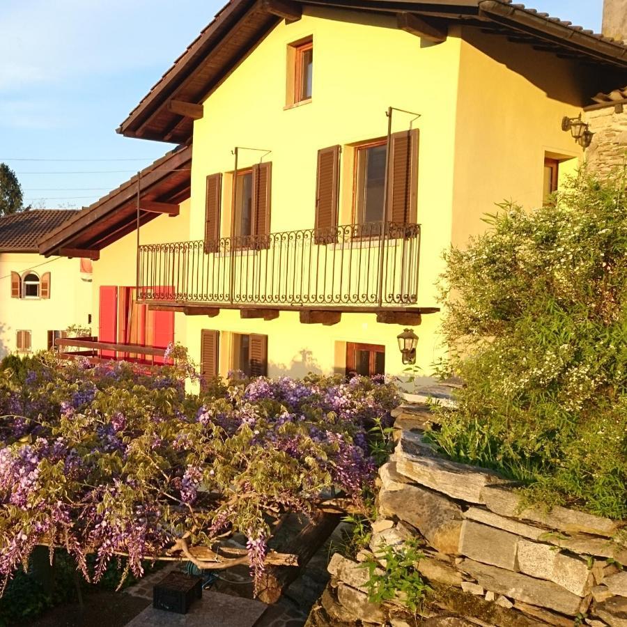 Cadenazzo Wisteria House - Holiday Apartment מראה חיצוני תמונה